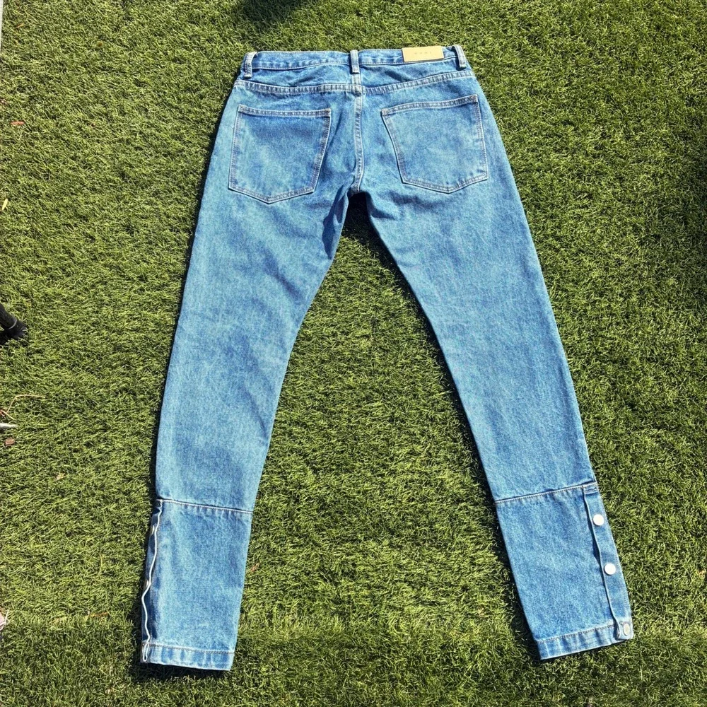 mnml Mens 32x32 Slim Fit Skinny Medium Wash Blue Denim Button Fly Jeans RN139488